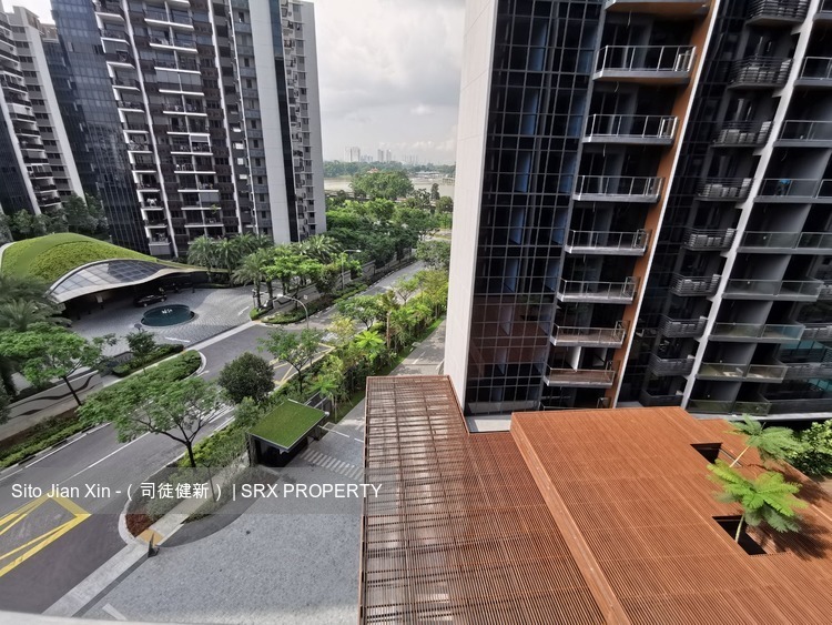 Lake Grande (D22), Condominium #202924092